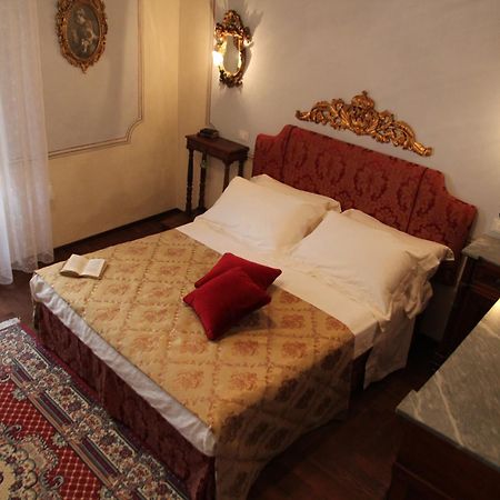 Residenza Dei Ricci Bed & Breakfast Chiusi Bagian luar foto