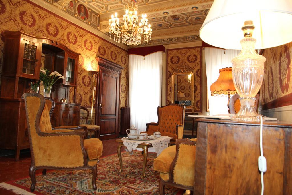 Residenza Dei Ricci Bed & Breakfast Chiusi Bagian luar foto